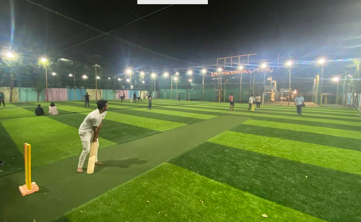 Hi5ers Multi Sports Arena | Ahmedabad | TurfBooking